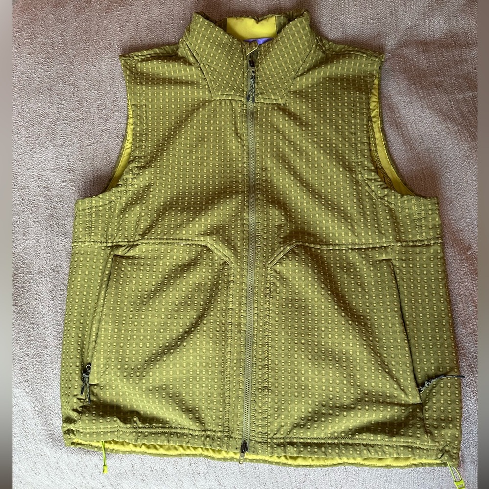 Lululemon Men's Water Repellent Grid
Fleece Hiking Vest Size Large